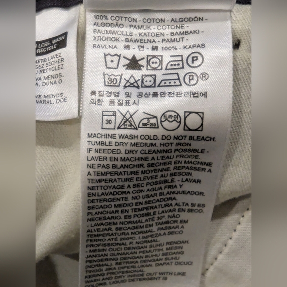 Levis cotton Chino Shorts Men's Size 36 relaxed fit. 9" Inseam - Picture 7 of 11